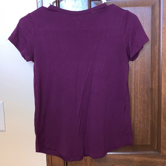Girls deep purple tee. Size 10/12 - Picture 2 of 3